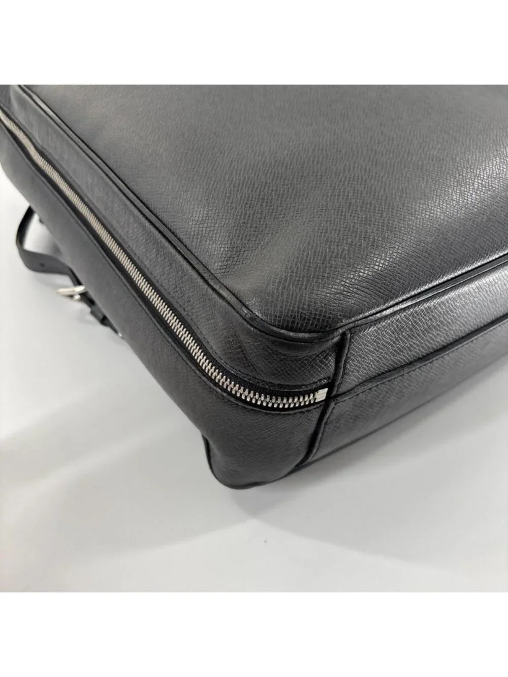 Louis Vuitton Taiga Sirius a Dos PM Black Backpack